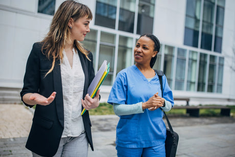 Legal Nurse Consultant talking with a Hospital Nurse