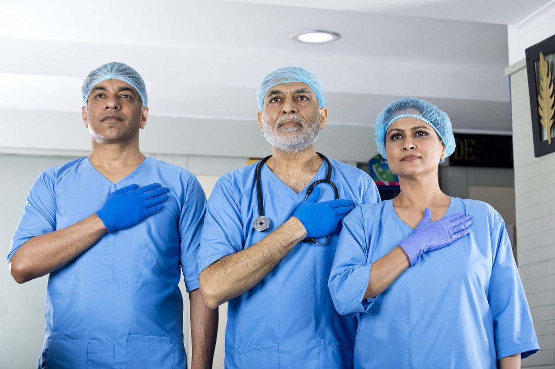 3 nurses pledging - nursing code of ethics